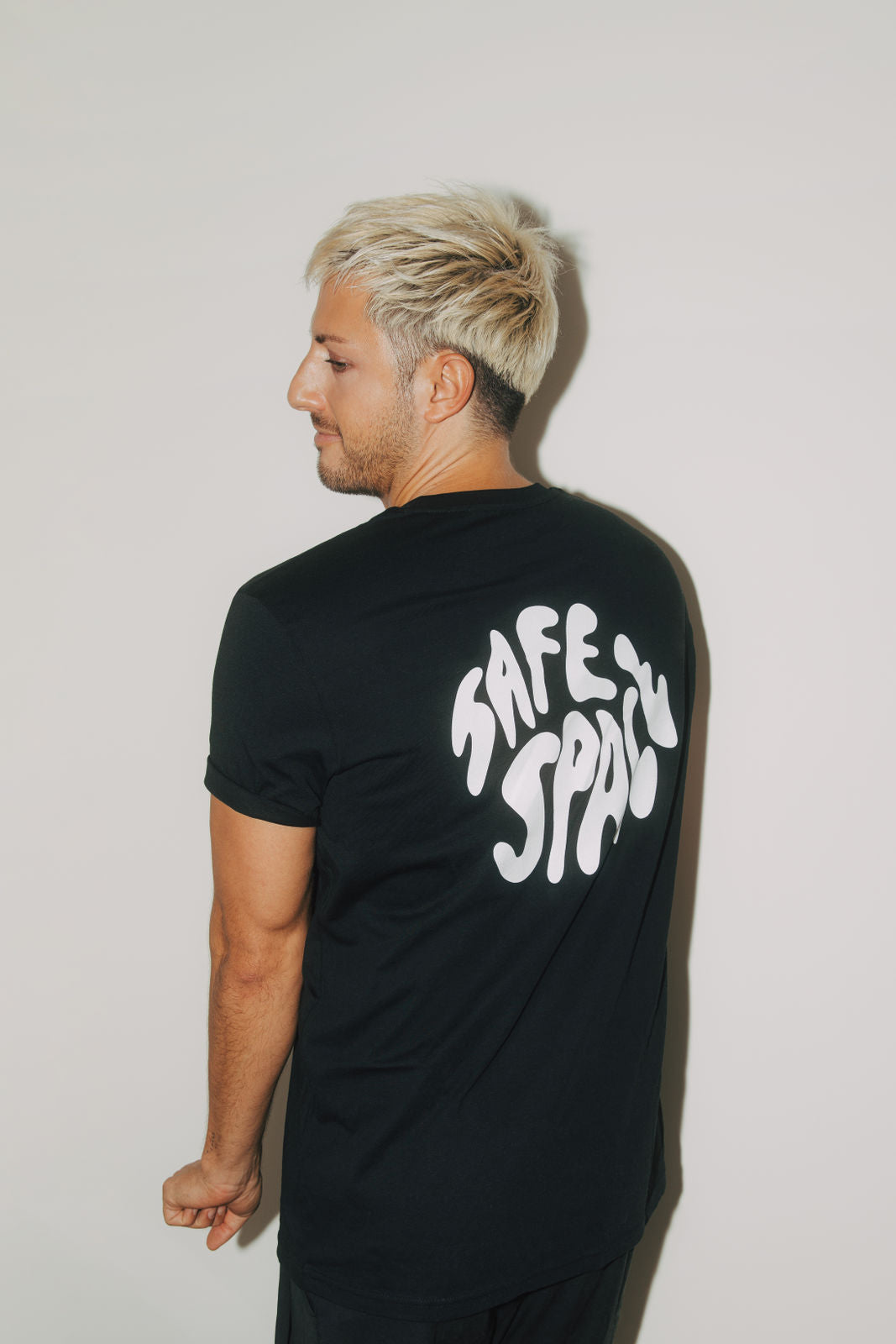 T-Shirt "Mission SafeSpace" black