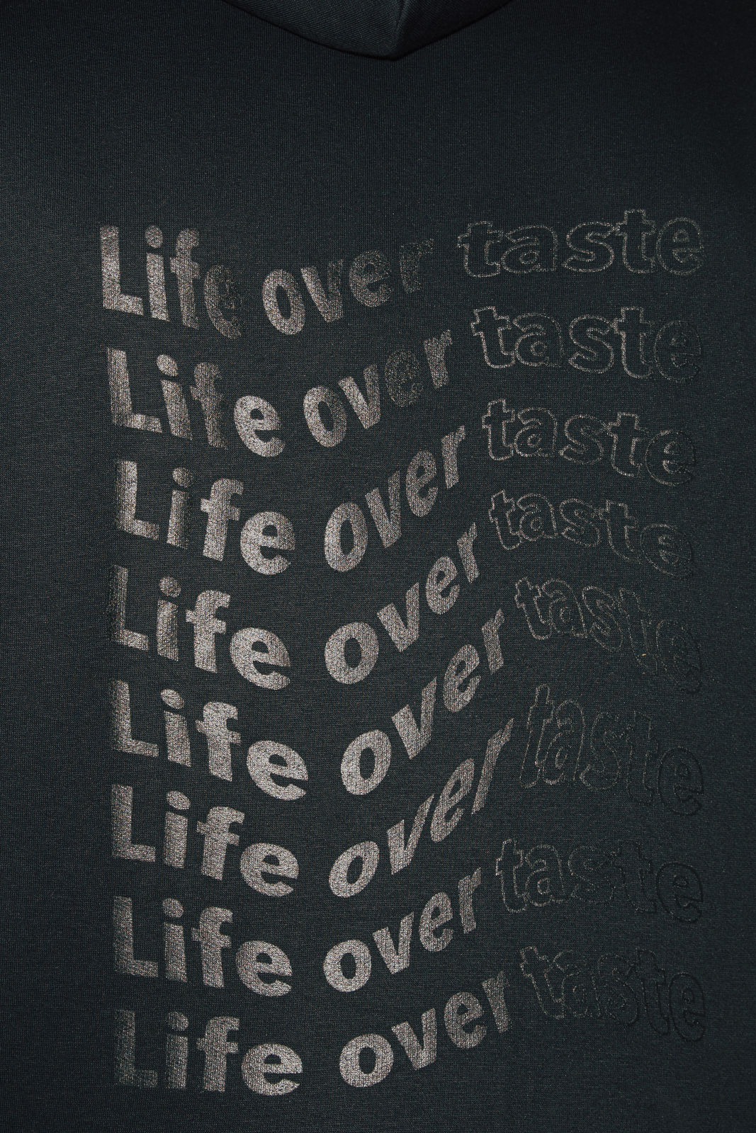Hoodie "Life over taste" black/black
