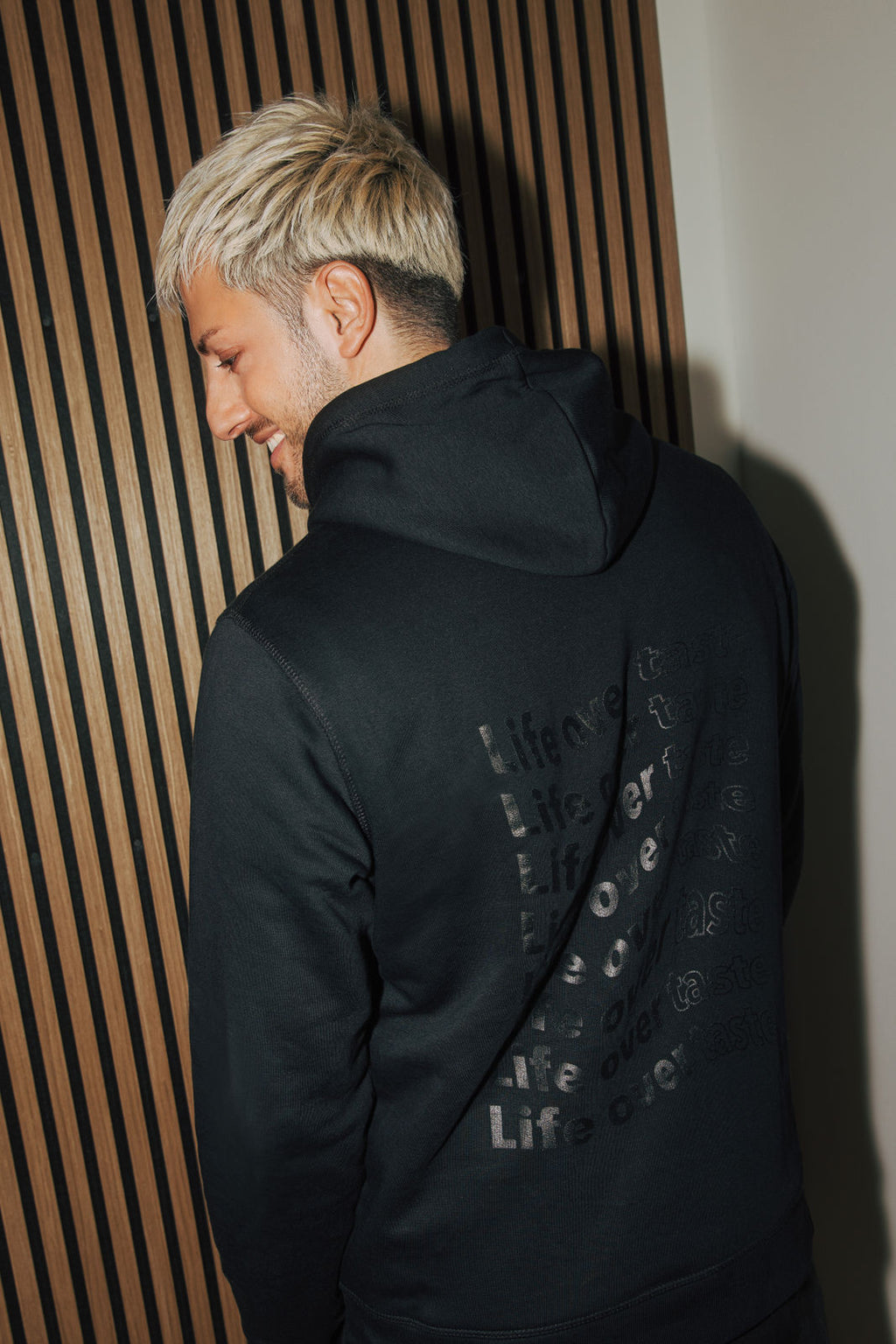 Hoodie "Life over taste" black/black