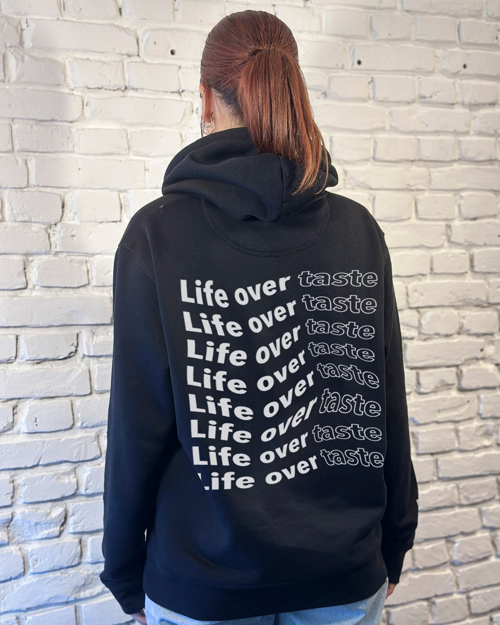 Hoodie "Life over taste" black/white